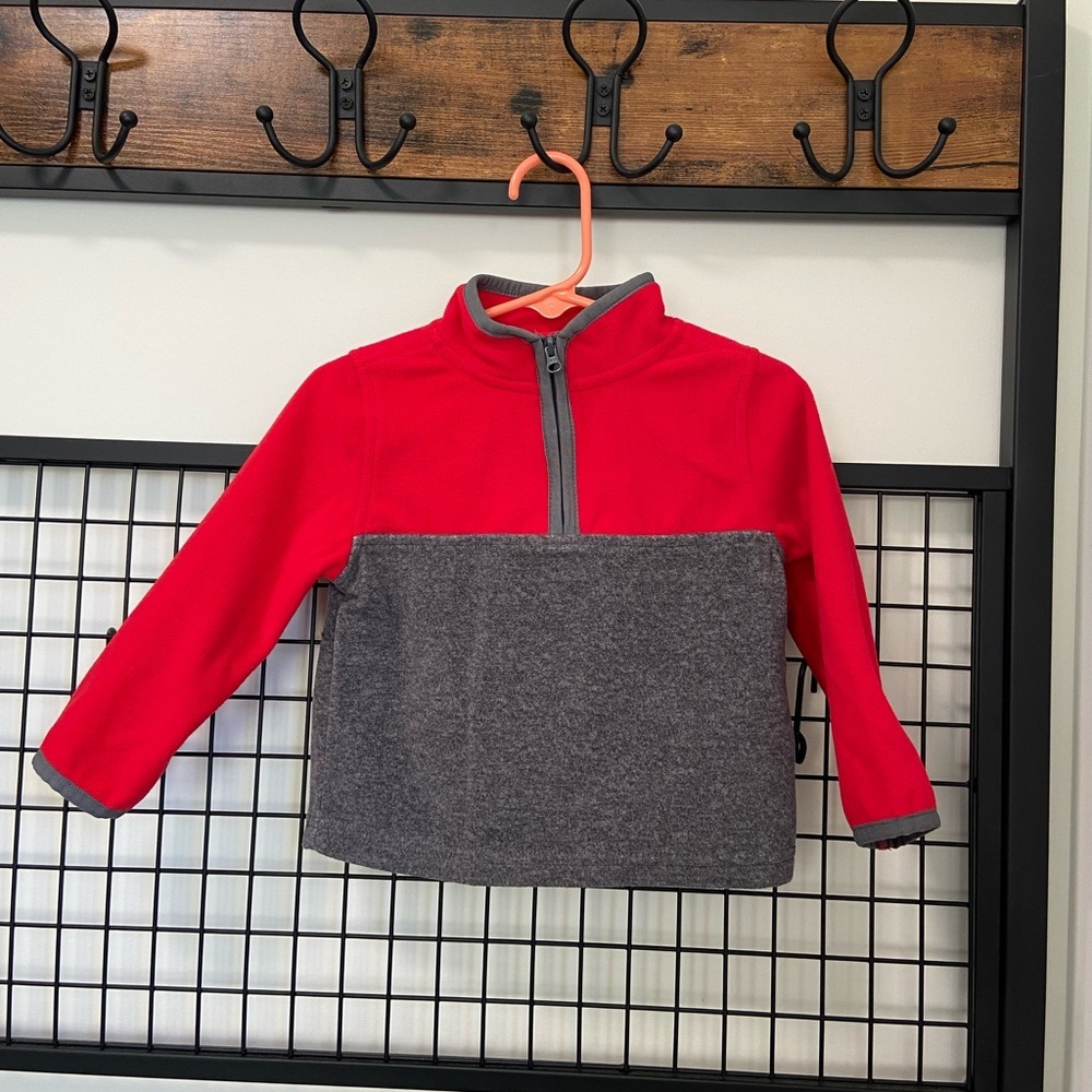 NWOT | Oshkosh B’gosh boy’s fleece jacket — 18 months